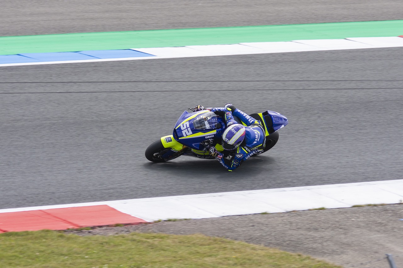 教练乃至助 教练乃至助